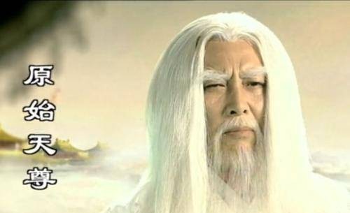 本该是五色神旗，但《封神演义》中仅出现四面，第五面只能猜测了