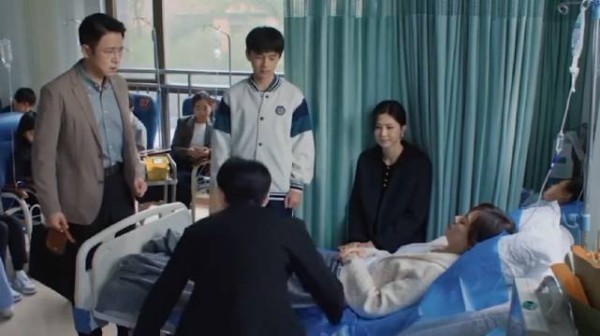 胡曼黎和前夫又旧情复燃?被邱丽苏气到住院?~孙俪胡杏儿董子健