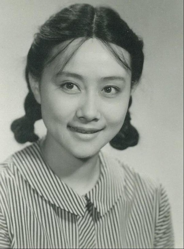 国民演员黄梅莹，这辈子做的最正确的事，就是与儿子划清界限