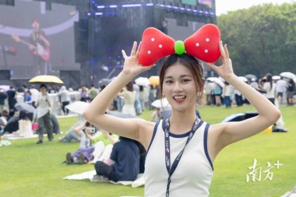 五一“顶流”！预计8万人涌入东莞草莓音乐节，首日人气爆棚