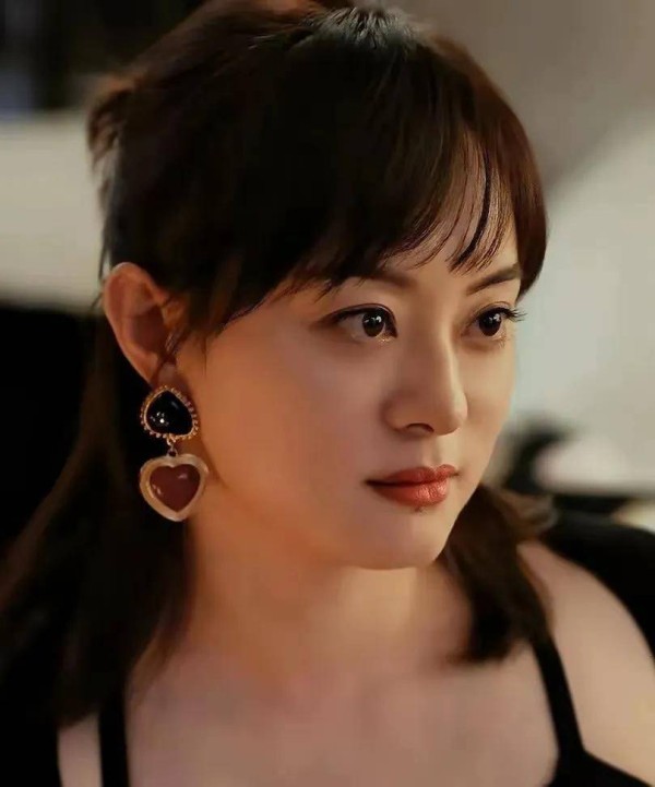 女演员颜值有多重要？41岁孙俪vs46岁秦岚同框对比，结果惊人！