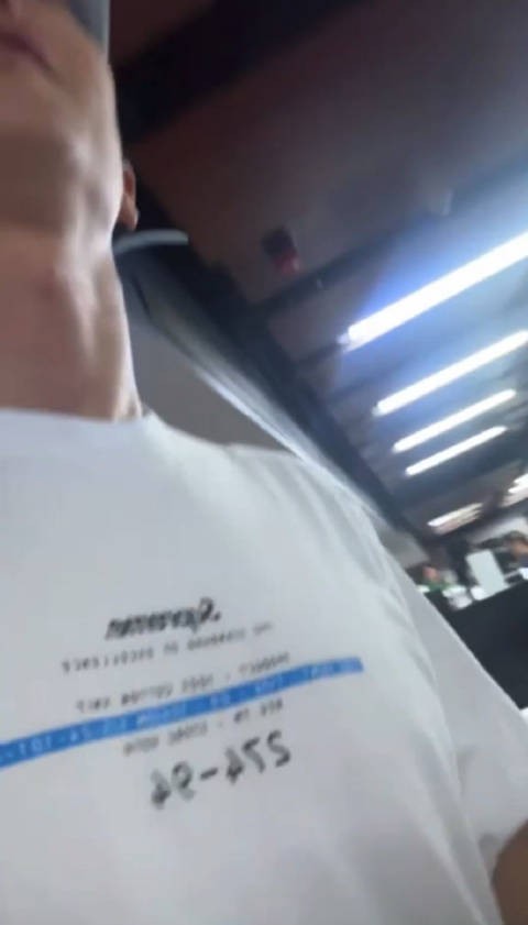 特哥在健身房给我们看SM Town 男爱豆 始源 昌珉