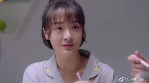 子秋被大家投喂,吃八个包子,凌霄你就宠着尖尖吧!