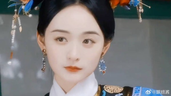 何泓姗:真童颜女星,娇俏明媚,演技好还多才多艺