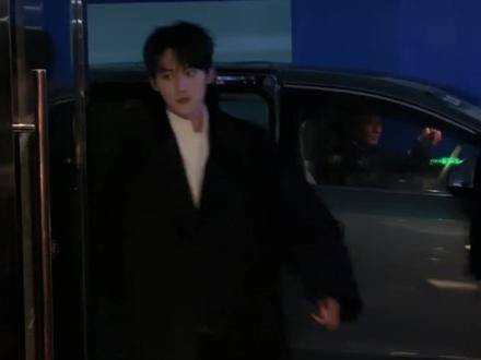 硬帅 张凌赫 周柯宇 开始推理吧