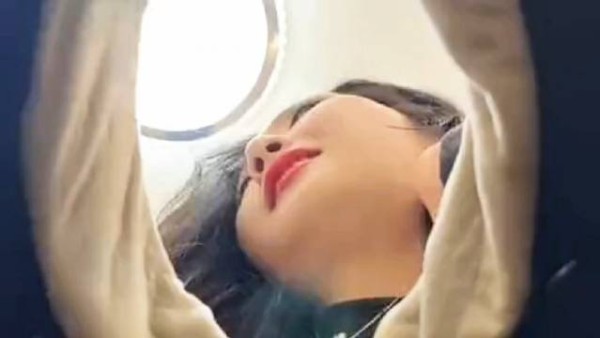 看样子挺用力的