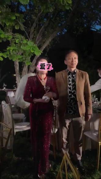 最美的母亲与最帅的父亲,见证马筱梅盛大婚礼