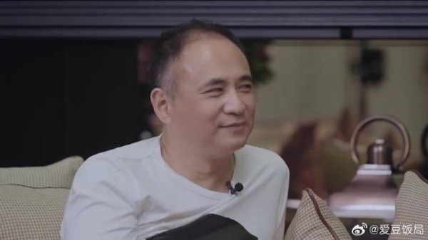 胡静回忆10年前的婚礼!话语间全在夸富豪老公,太恩爱