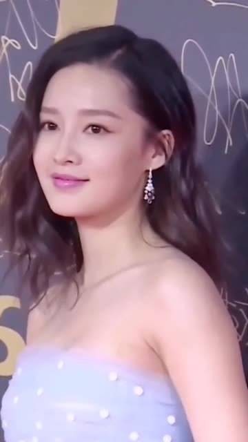 李沁真的非常美丽动人