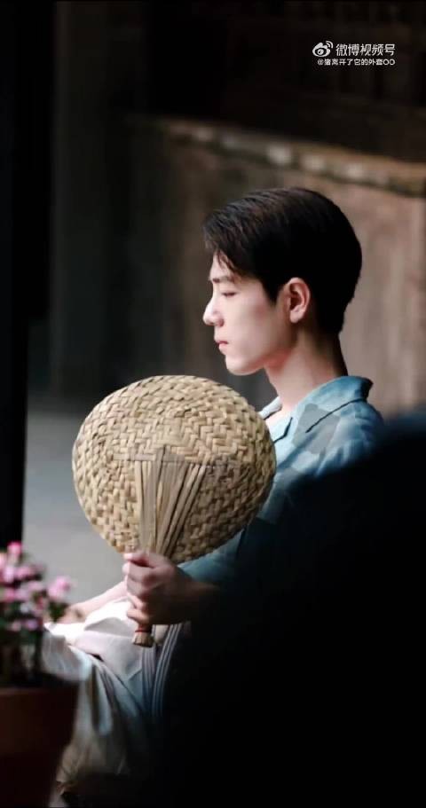 少白好帅，藏海大人我先爬墙一会回来