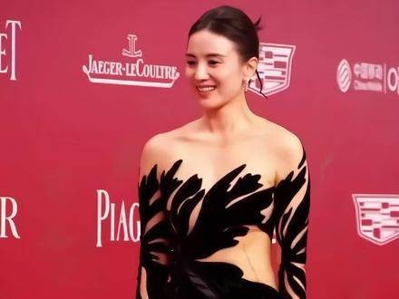 女明星们的身高对比,真的令人惊讶于宋佳的高挑
