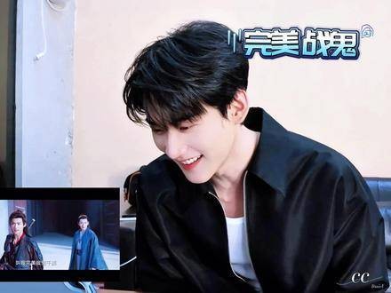 太棒了,柯宇的reaction!在表演时也没觉得这么中二呢,哈哈