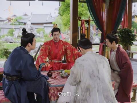 母单solo军师在线指挥，好兄弟在心中! @宋威龙99 @白澍白澍 @杨博潇的微博