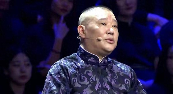 京剧名家于魁智和李胜素接受央媒采访，否定郭德纲的贡献了吗？