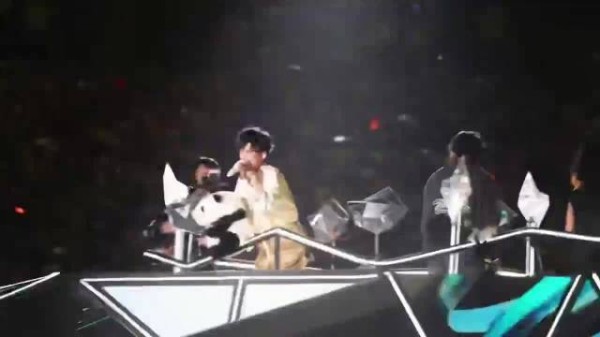 三年追下来周传雄的演唱会，真的像在追一部“念念不忘”的连续剧诶！