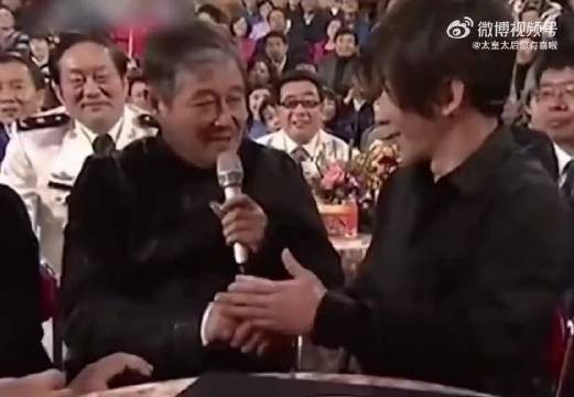 赵本山这两句话抵得上一个小品了！0_0
