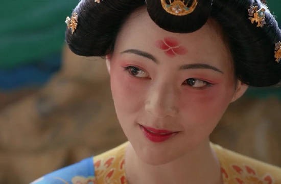 面对疯狂追求的美女，小岳岳的一句话，让对方尴尬到可以用脚趾抠出三室一厅！