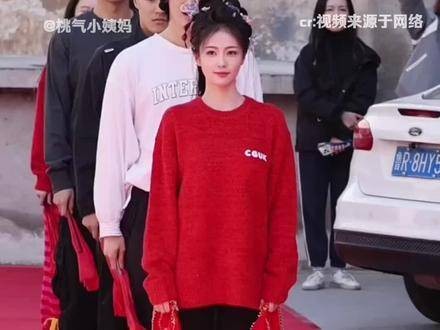 白梦妍真的别太用心啦!还有走位和ending pose需要注意哦! 跳舞