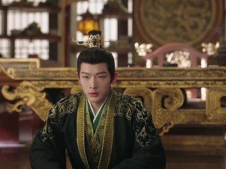 张晚意的演绎让角色充满魅力,金萱对