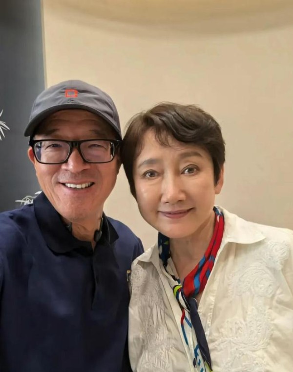 昔日女神成方圆老了！两段婚姻失败无子女，对爱失望选择单身