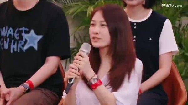 李佳薇转型新风格，天后亮相歌手2025