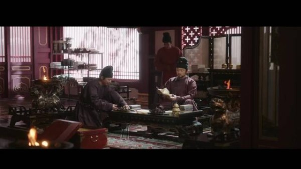 杨紫新剧国色芳华热播，演绎女主创业故事