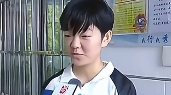 旺仔小乔首场演唱会票价曝光,五年未露真容引热议