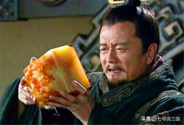 演义中，18路诸侯手下头号大将是谁？他们中谁可以斩杀华雄？