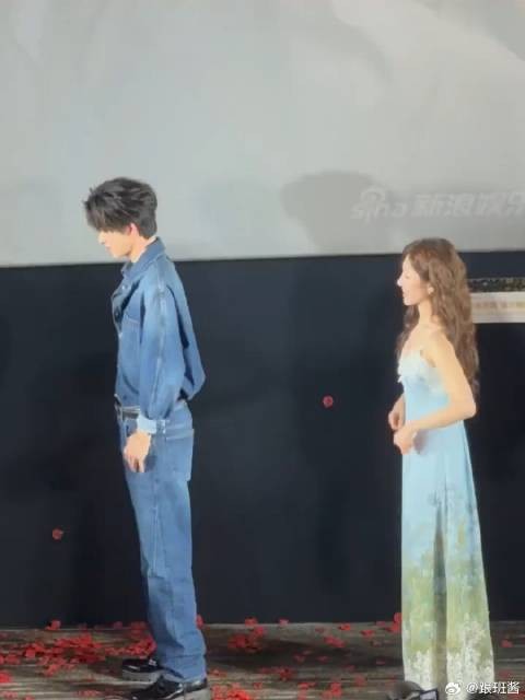李兰迪路演现场跳大展宏图，太可爱了