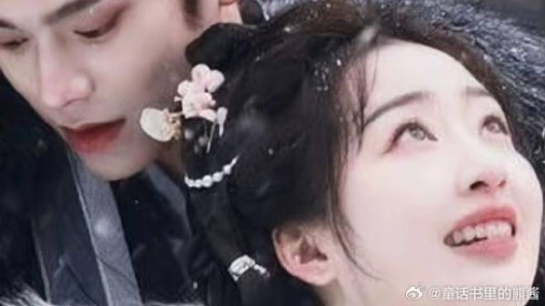 在我心中 从始至终 一直都是你.长乐曲戏里戏外都差十岁
