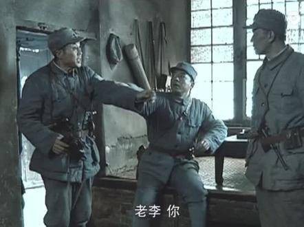 三人互不相让,论起打架谁都不服输