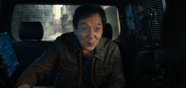 上映17天，《浪浪山小妖怪》丢了冠军，成龙新片破2.5亿夺第一