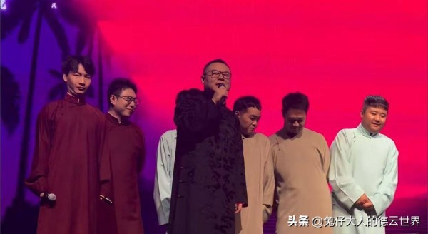岳云鹏上海办专场，带着俩徒弟，网友盛赞，是好师父也是好搭档