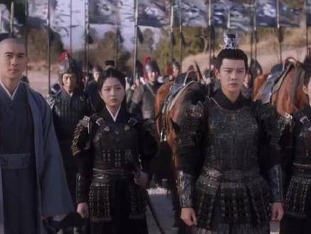 任嘉伦周生如故骑马英姿飒爽文武双全