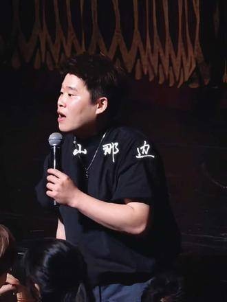 如果你担任主持人一角,你会如何吐槽他呢