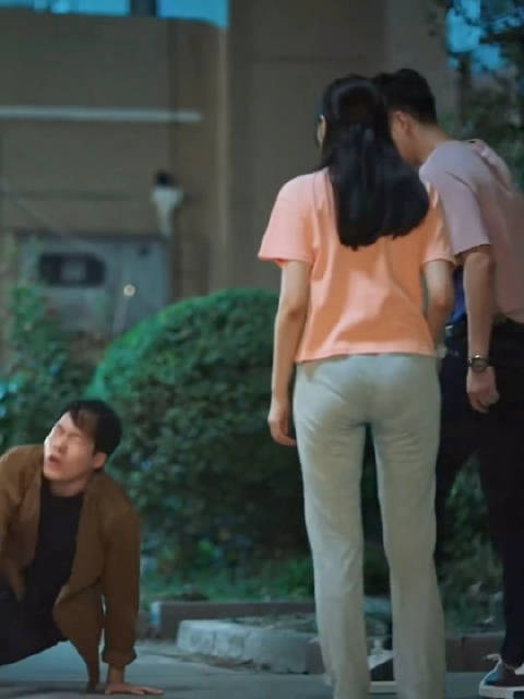 张天爱这裤子，导演你是故意的吗