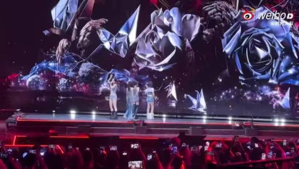 SMTOWN、aespa、TWICE轮番开麦引爆5小时KPOP狂欢