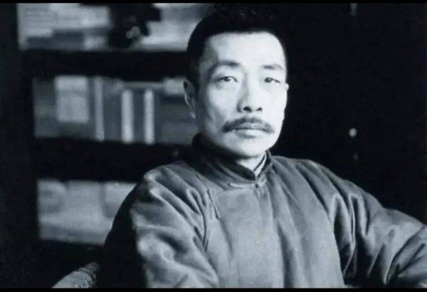 如果鲁迅有朋友圈，他会怎么看今天的“流量狂欢”？