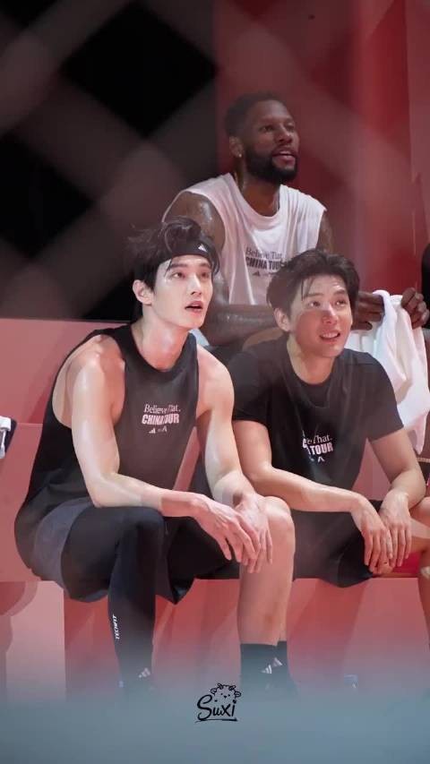 王安宇何与同框颜值引热议