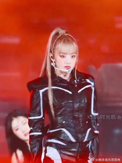 娃的这首堪称艺术品的哥特风歌曲 还有多少人记得呢!