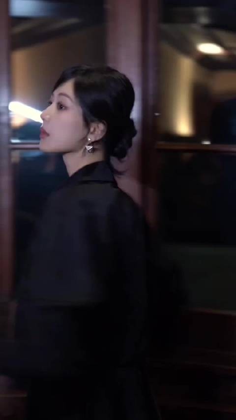 青春靓丽的紫宝杨紫锦绣芳华