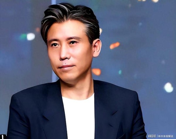 有种痴情叫李乃文：一场吻戏“交代了自己前半生”。48岁终于结婚