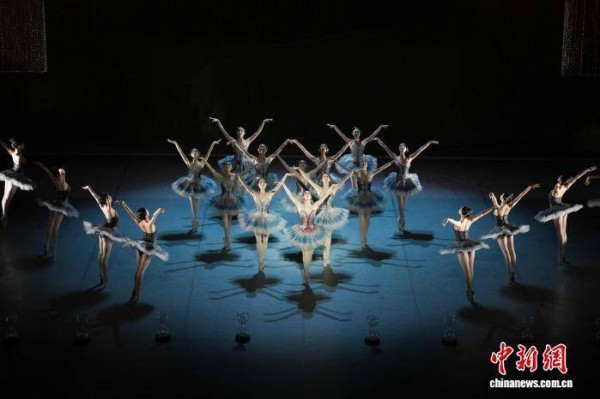 苏芭年度新剧《鹊之桥》以足尖诠释浪漫真爱
