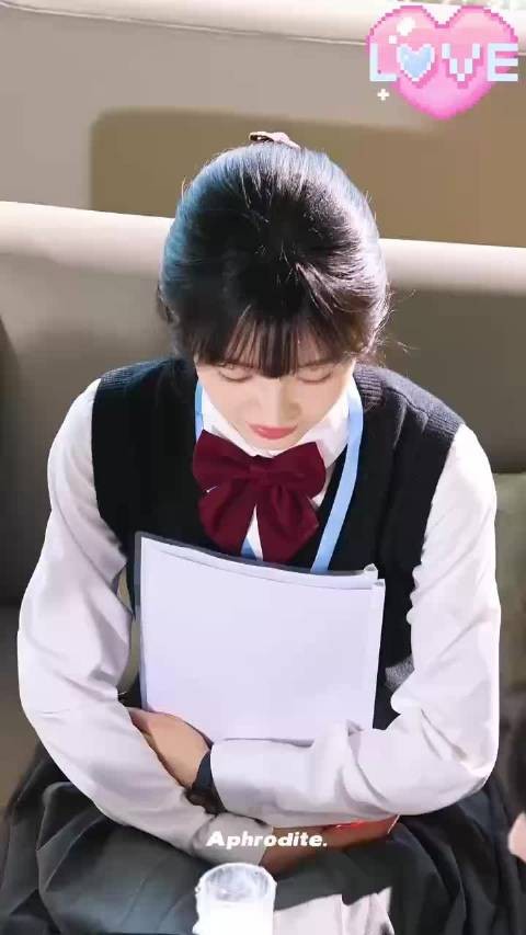 田曦薇高马尾学姐太美萌了