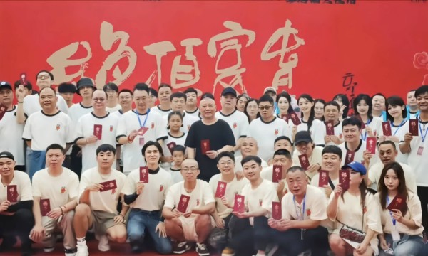 终于搞明白了，冯巩老师带队主流相声界，为什么要到深圳去演出了