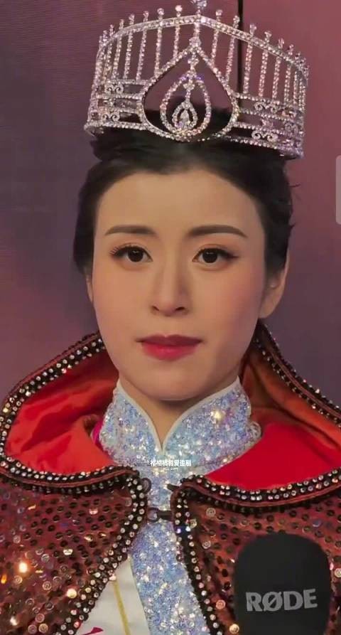 26岁博士陈咏诗夺港姐冠军，160cm刷新最矮纪录