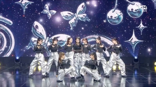 沈佳润NINA《Freeze》,居然这么燃
