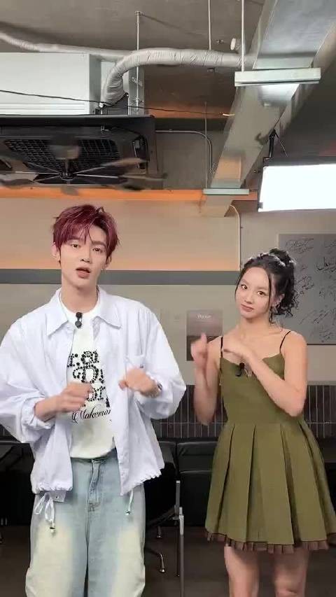 章昊 李惠利cha了《ICONIK》 帅哥美女好养眼