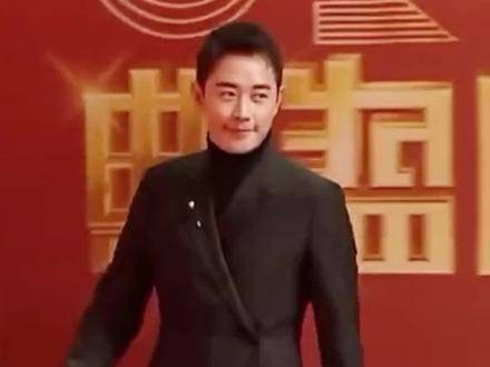 罗晋的家庭背景终于曝光,父亲的身份让人吃惊,难怪唐嫣对他情有独钟