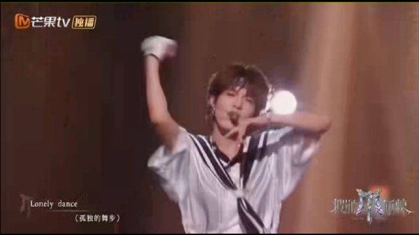 张泽禹舞台绽放实力击碎杂音